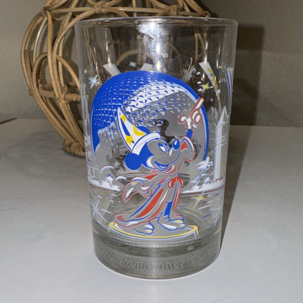 Walt Disney World Glass